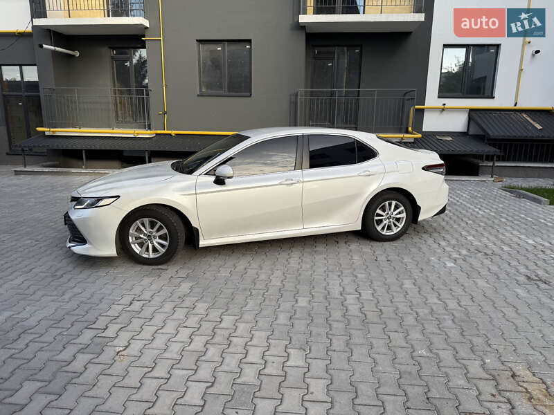 Седан Toyota Camry 2018 в Виннице фото 7 Седан Toyota Camry 2018 в Виннице