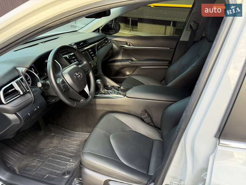 Седан Toyota Camry 2018 в Виннице фото 11 Седан Toyota Camry 2018 в Виннице