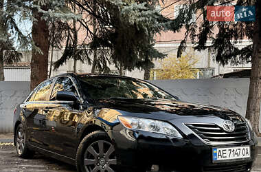 Седан Toyota Camry 2007 в Днепре