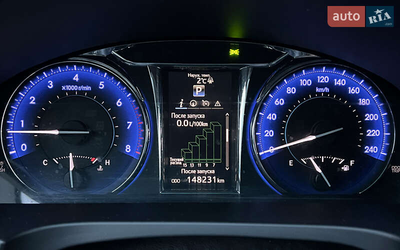 Седан Toyota Camry 2017 в Львове