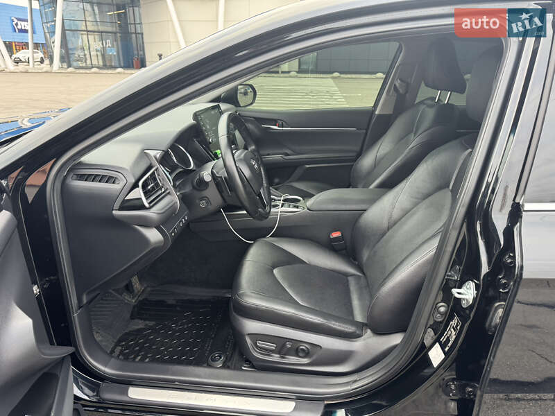 Седан Toyota Camry 2021 в Києві фото 13 Седан Toyota Camry 2021 в Києві