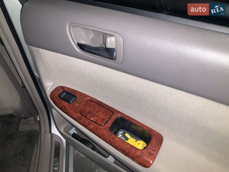 Седан Toyota Camry 2004 в Днепре фото 23 Седан Toyota Camry 2004 в Днепре