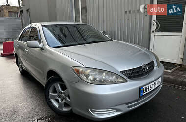 Седан Toyota Camry 2004 в Києві