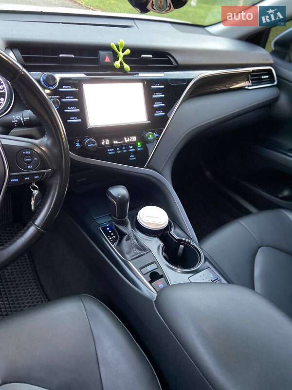 Седан Toyota Camry 2017 в Белой Церкви