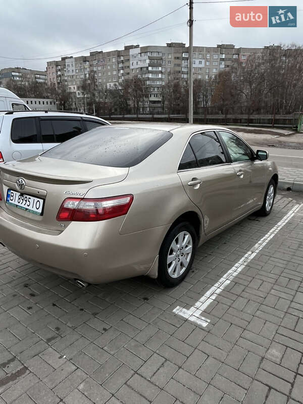 Седан Toyota Camry 2007 в Черкассах