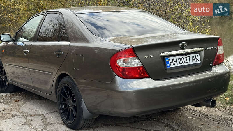Седан Toyota Camry 2003 в Одессе