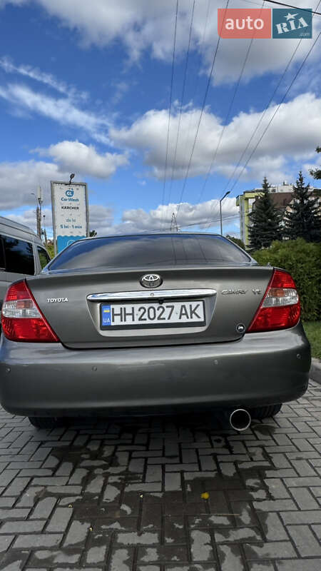 Седан Toyota Camry 2003 в Одессе