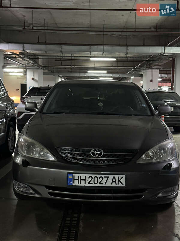 Седан Toyota Camry 2003 в Одессе