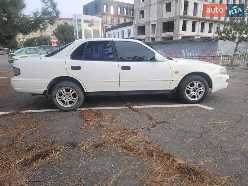 Седан Toyota Camry 1992 в Одессе