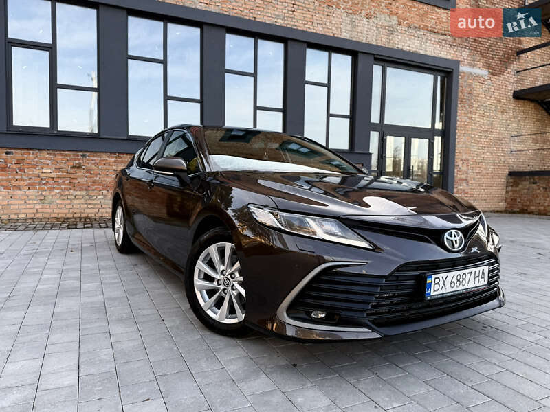 Седан Toyota Camry 2021 в Староконстантинове фото 18 Седан Toyota Camry 2021 в Староконстантинове