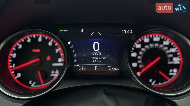 Седан Toyota Camry 2021 в Киеве