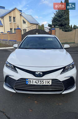 Седан Toyota Camry 2021 в Полтаве