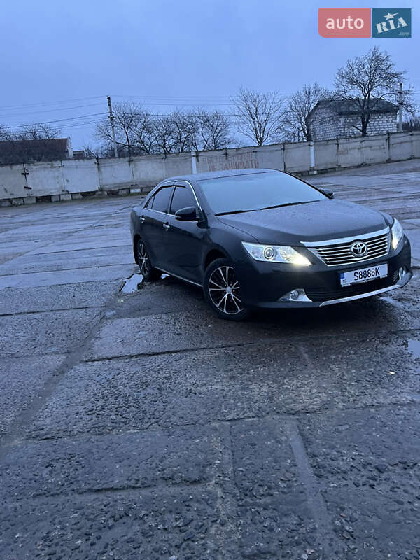 Седан Toyota Camry 2013 в Одессе