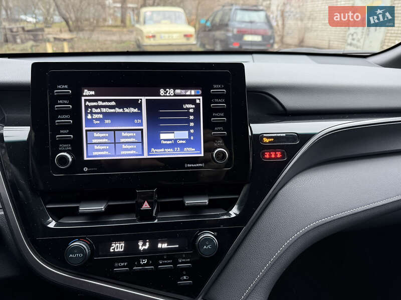 Седан Toyota Camry 2021 в Днепре