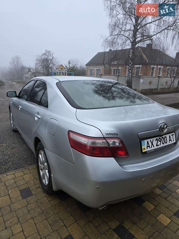 Седан Toyota Camry 2007 в Харькове