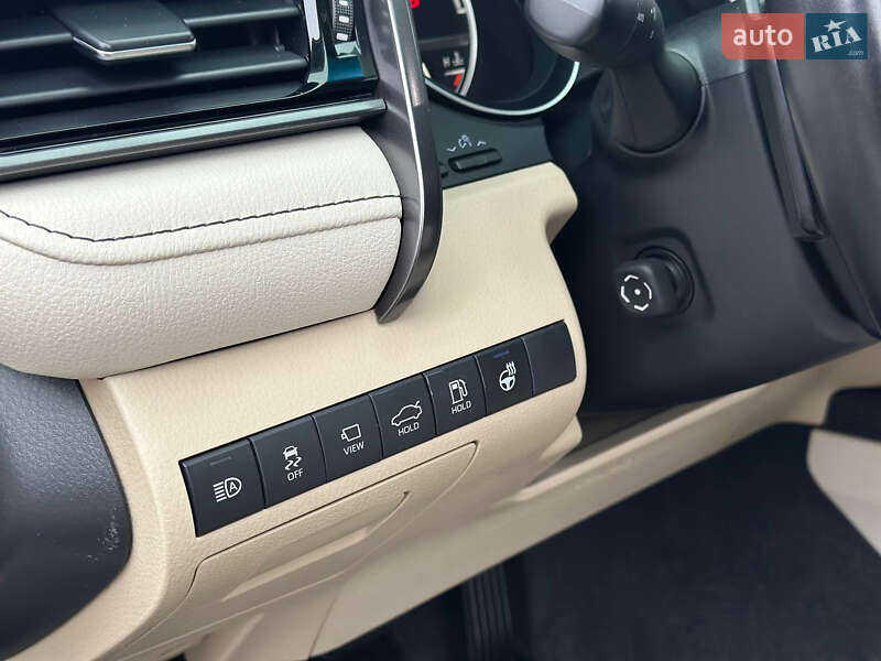 Седан Toyota Camry 2021 в Днепре