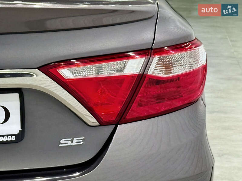 Седан Toyota Camry 2016 в Одессе