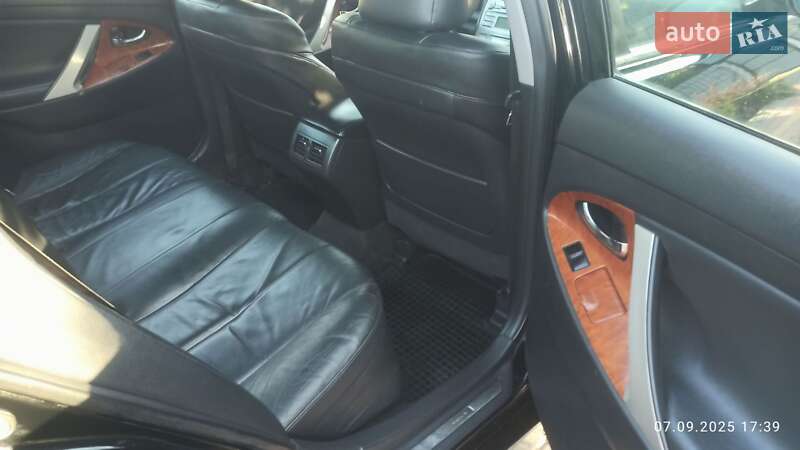 Седан Toyota Camry 2006 в Виннице