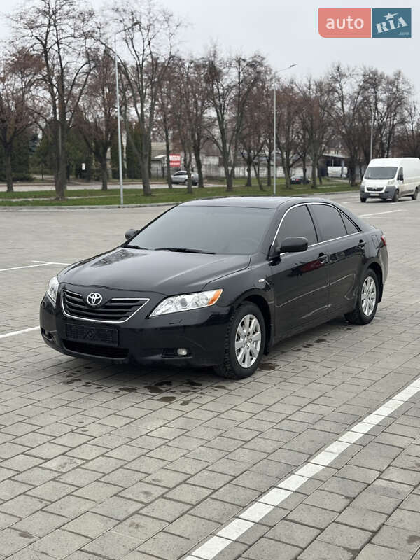 Седан Toyota Camry 2008 в Черкассах