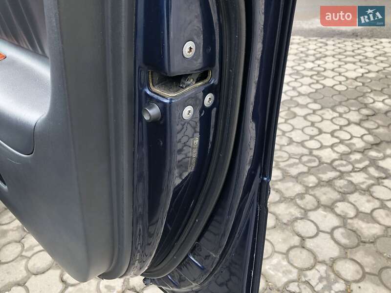 Седан Toyota Camry 2005 в Черновцах