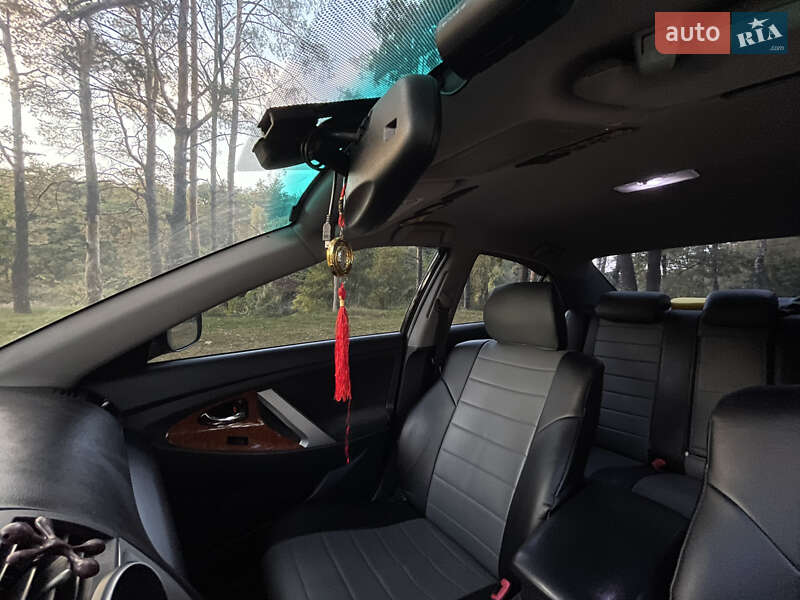 Седан Toyota Camry 2008 в Кролевці