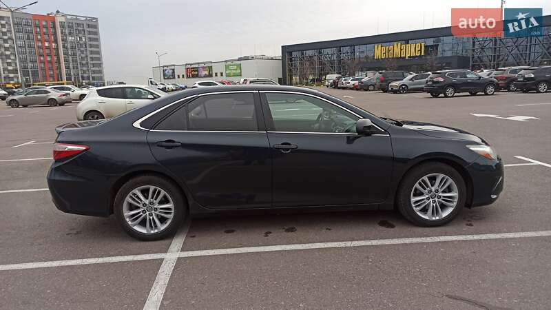 Седан Toyota Camry 2014 в Києві
