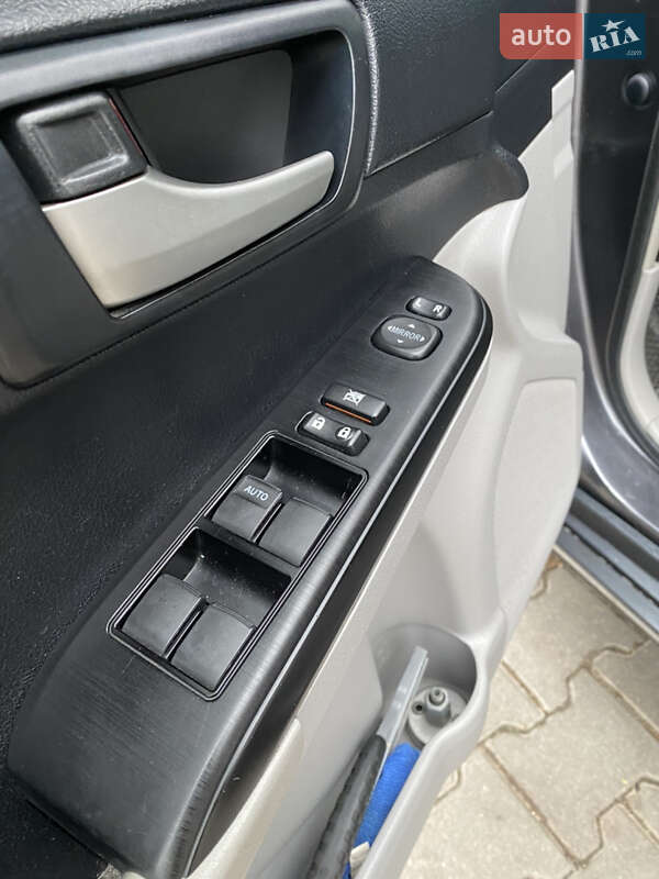 Седан Toyota Camry 2013 в Тернополе