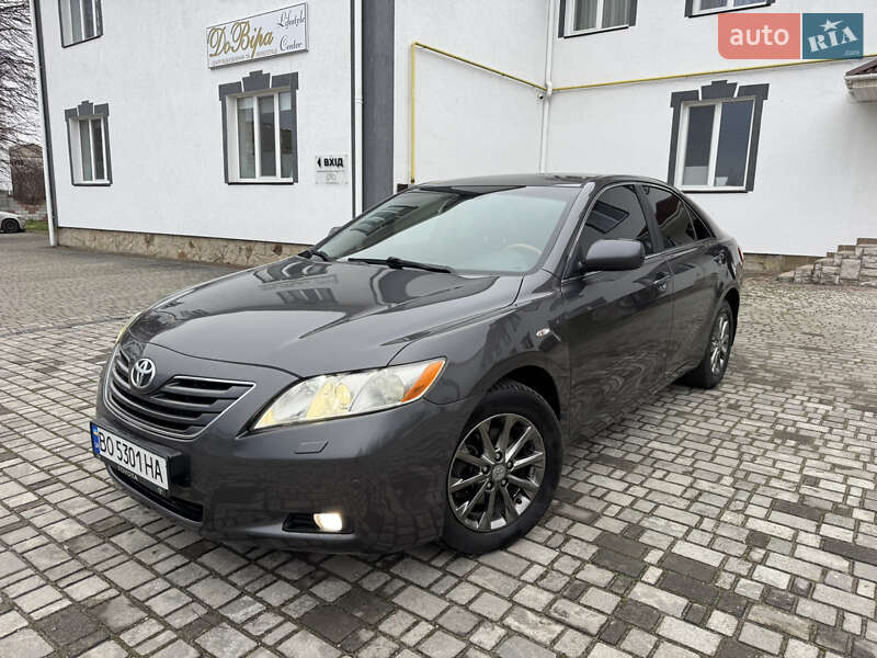 Toyota Camry 2008
