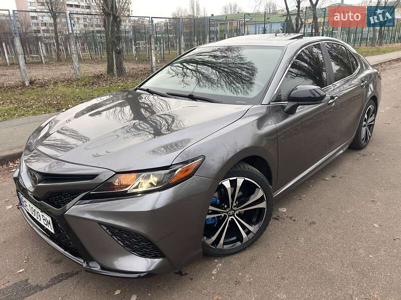 Седан Toyota Camry 2019 в Киеве фото 6 Седан Toyota Camry 2019 в Киеве