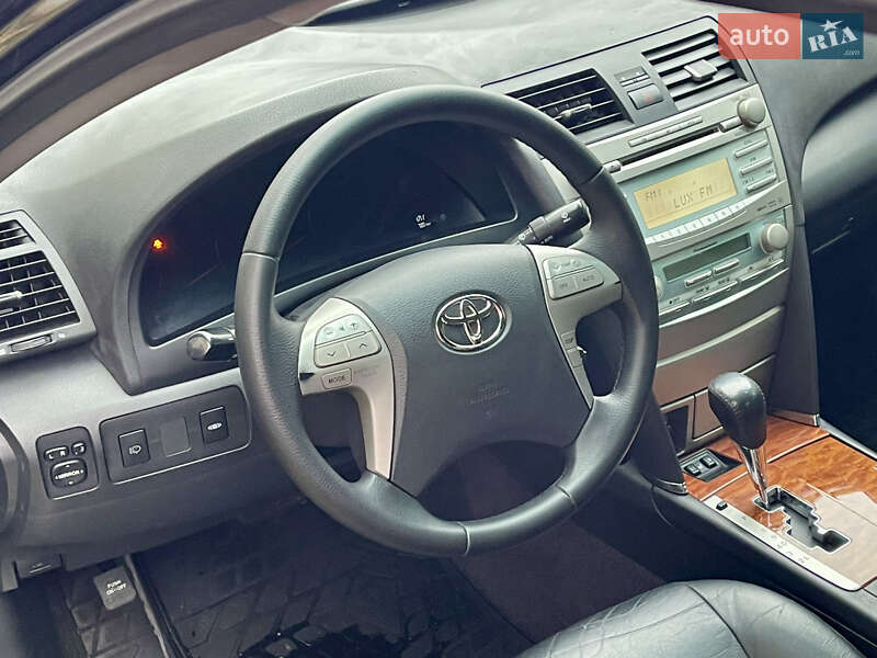 Седан Toyota Camry 2007 в Киеве фото 10 Седан Toyota Camry 2007 в Киеве