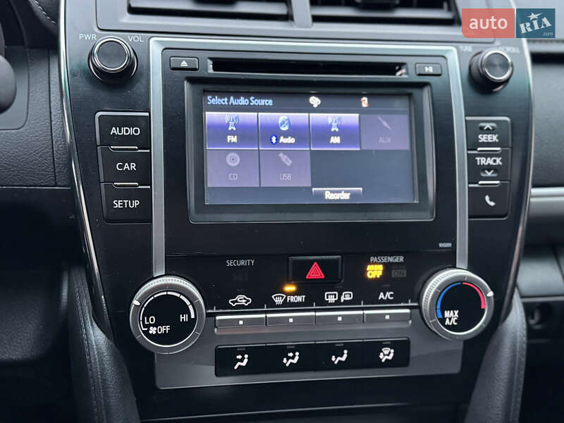 Седан Toyota Camry 2014 в Киеве