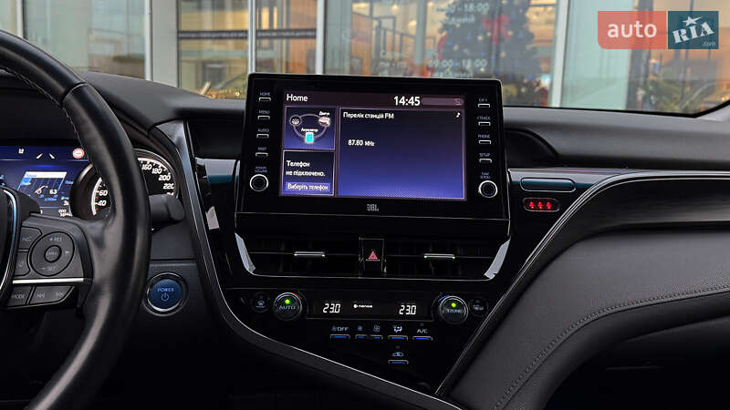 Седан Toyota Camry 2021 в Ровно