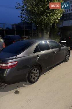 Седан Toyota Camry 2010 в Києві