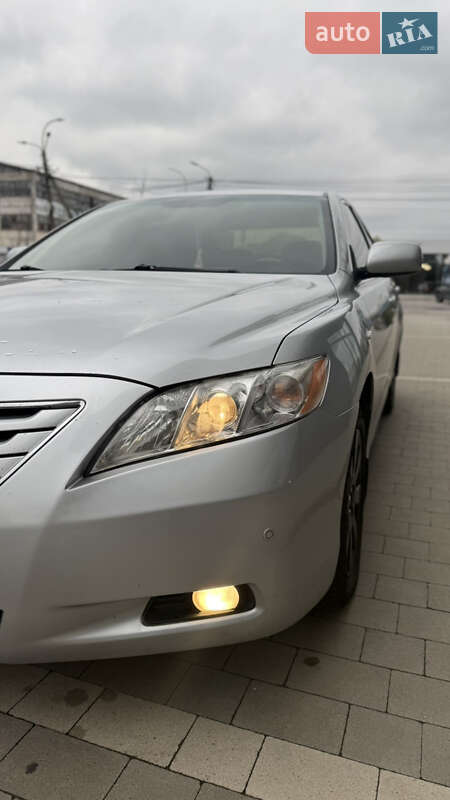 Седан Toyota Camry 2008 в Ужгороді