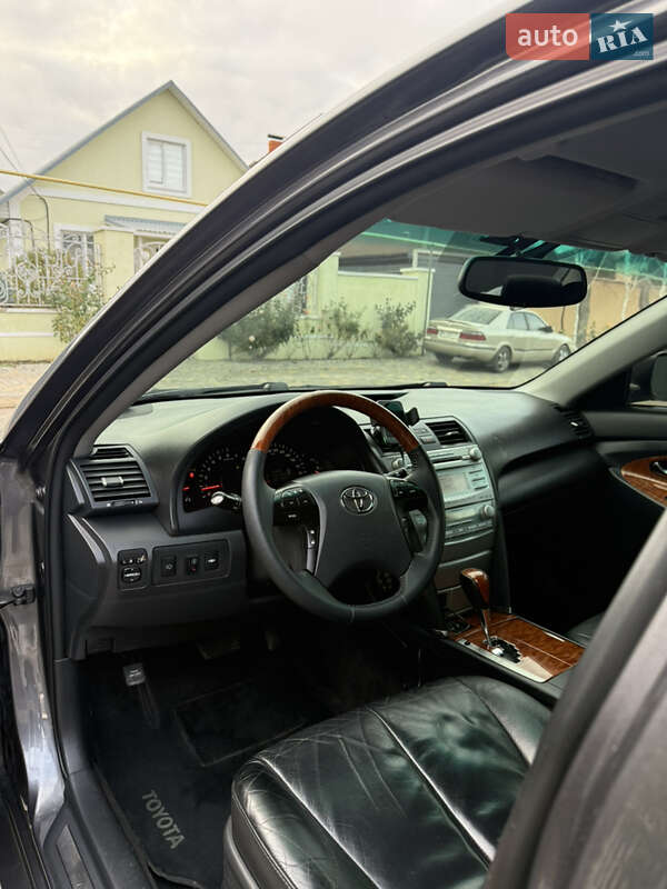 Седан Toyota Camry 2008 в Одессе