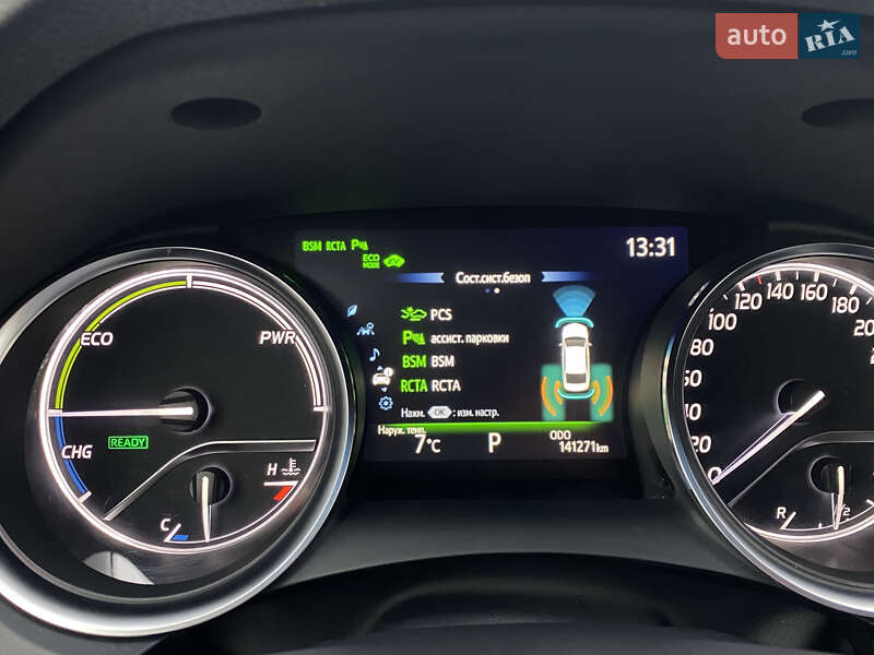 Седан Toyota Camry 2020 в Киеве