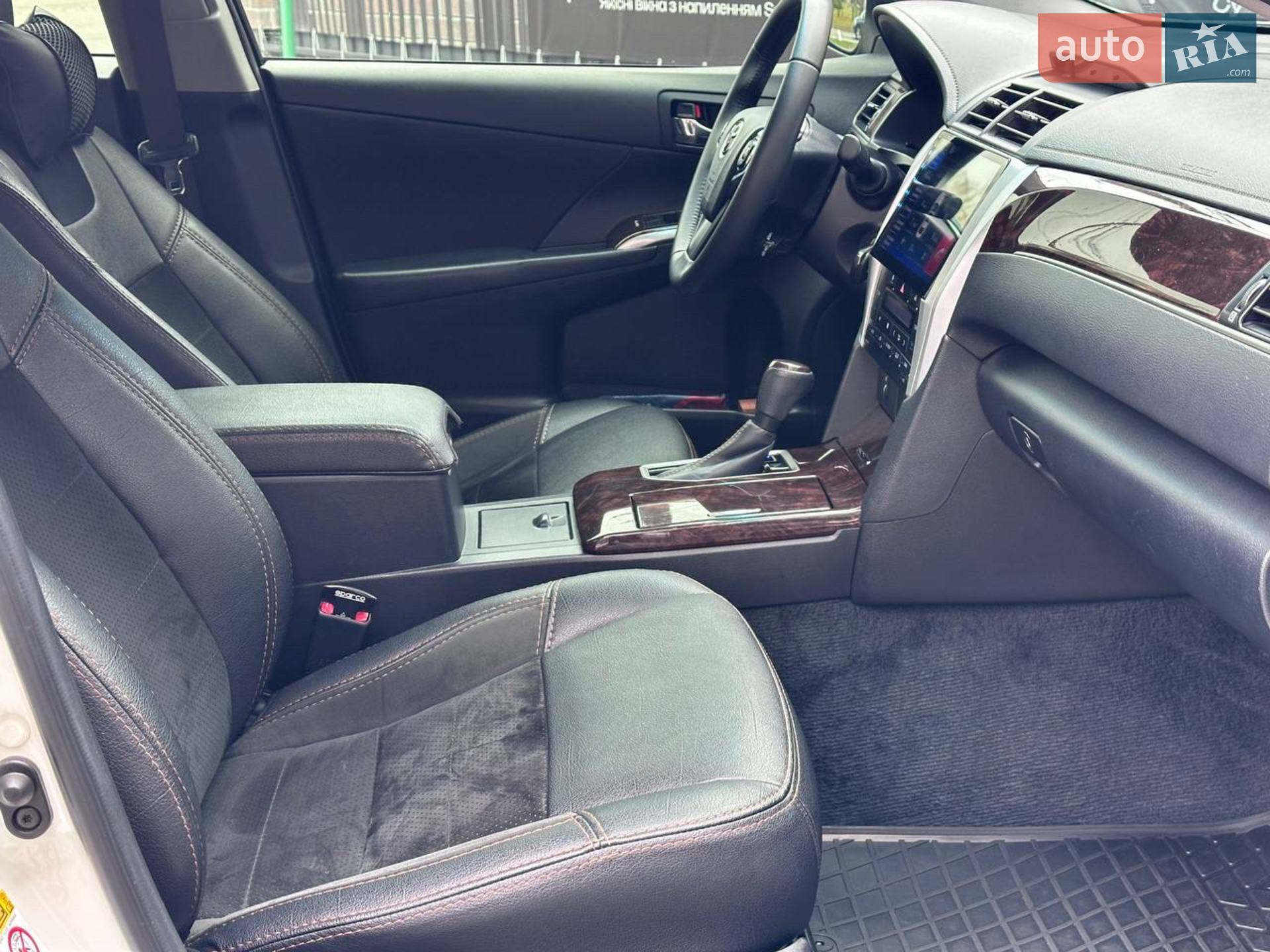 2016 Toyota Camry - мініатюра 37