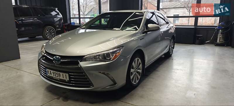 Toyota Camry 2017