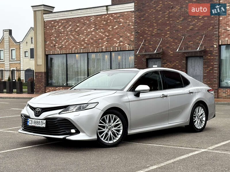 Седан Toyota Camry 2017 в Киеве фото 6 Седан Toyota Camry 2017 в Киеве