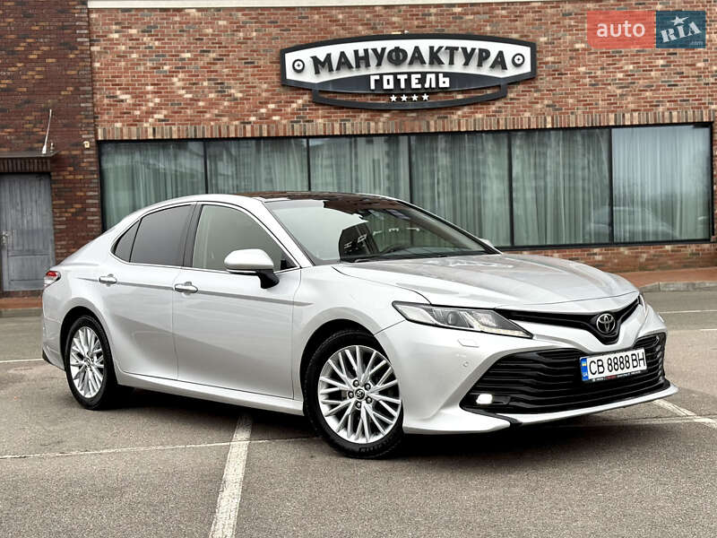 Седан Toyota Camry 2017 в Киеве фото 8 Седан Toyota Camry 2017 в Киеве