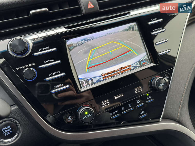 Седан Toyota Camry 2017 в Киеве фото 41 Седан Toyota Camry 2017 в Киеве