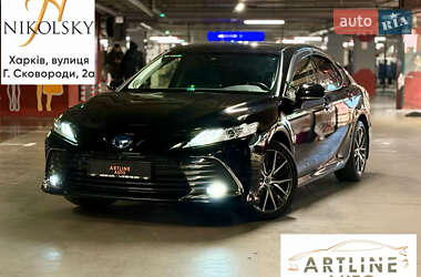 Седан Toyota Camry 2021 в Харкові
