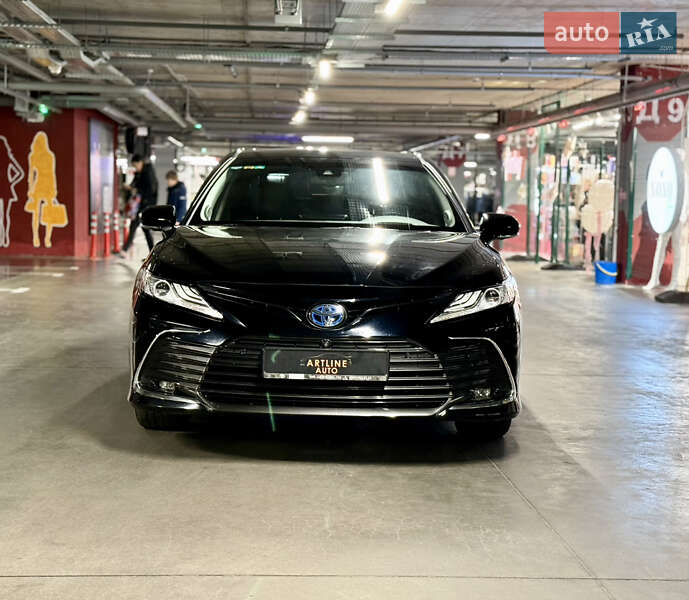 Седан Toyota Camry 2021 в Харкові
