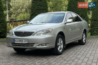 Седан Toyota Camry 2002 в Дрогобичі