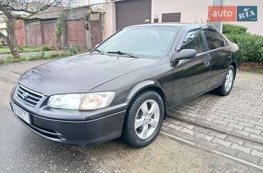 Седан Toyota Camry 2000 в Одесі