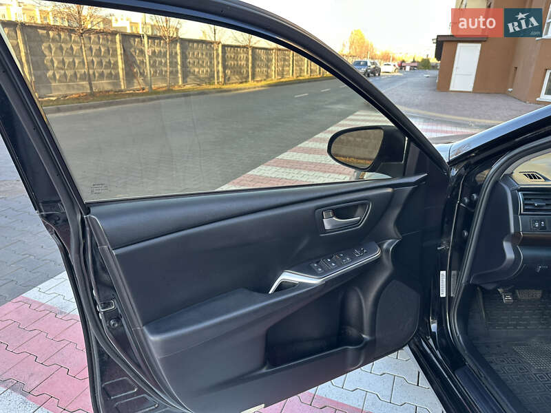 Седан Toyota Camry 2014 в Києві фото 16 Седан Toyota Camry 2014 в Києві