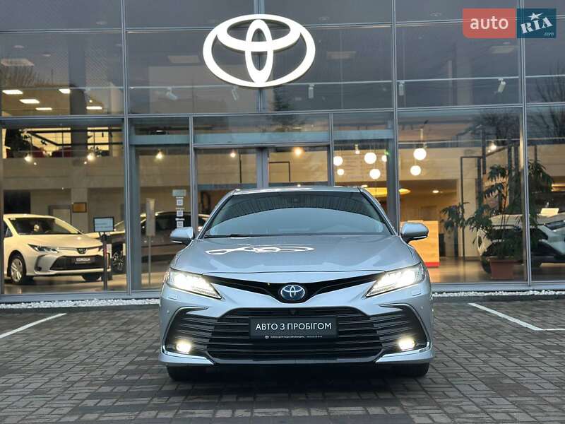 Седан Toyota Camry 2023 в Луцке фото 8 Седан Toyota Camry 2023 в Луцке