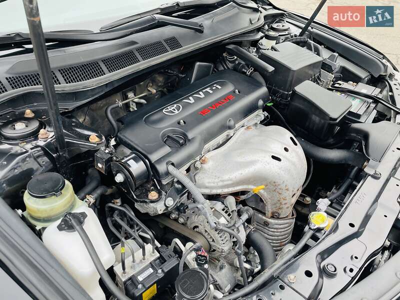 Седан Toyota Camry 2010 в Киеве