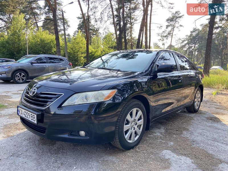 Седан Toyota Camry 2008 в Києві
