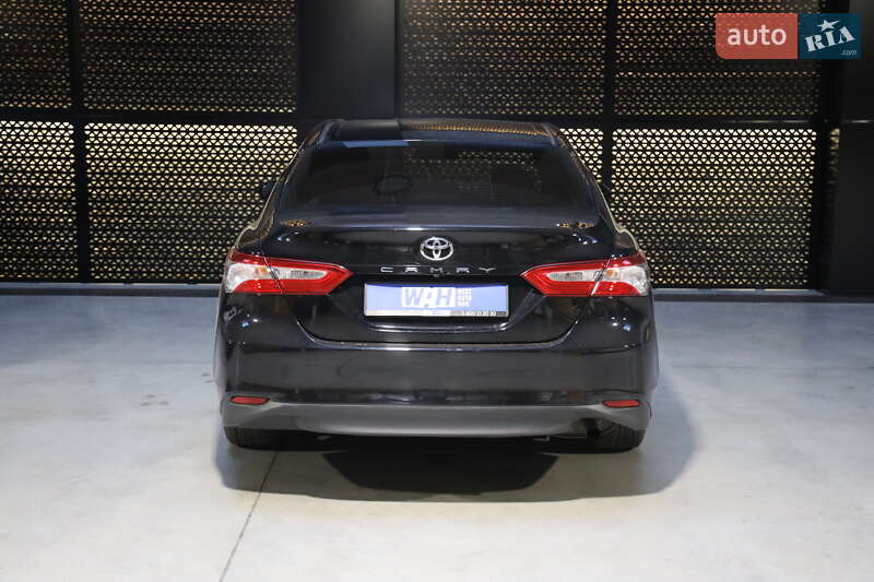Седан Toyota Camry 2017 в Луцке фото 5 Седан Toyota Camry 2017 в Луцке